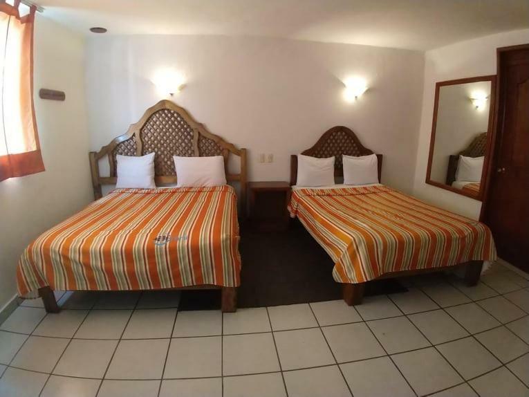 Hotel Omni Morelia Bagian luar foto