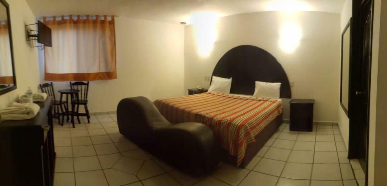 Hotel Omni Morelia Bagian luar foto